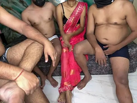 saviverma2024 online show from June 12, 2026, 5:21 pm