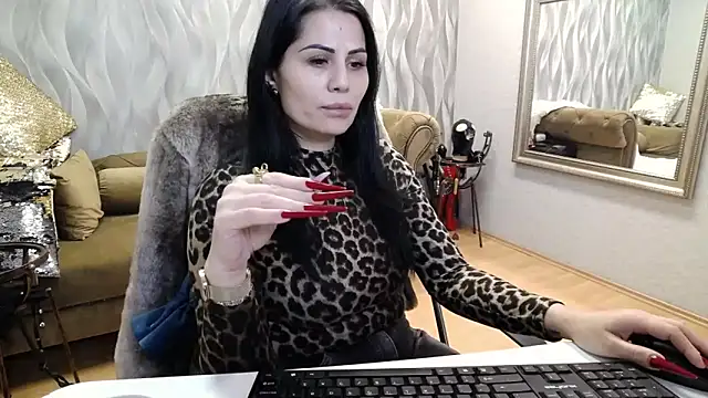 Sara Poison online show from November 11, 2025, 3:23 am