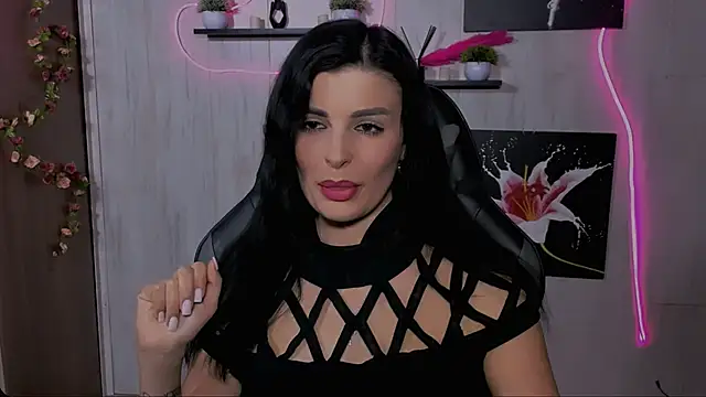 Snapshot of KayWuds chatting on February 9, 2025, 5:22 pm KayWuds online show from February 9, 2025, 5:22 pm