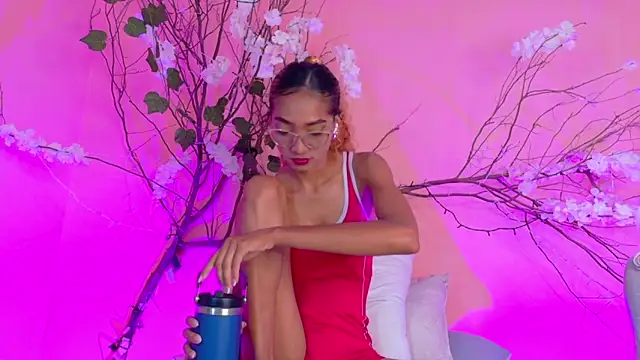 Charlotte Love10 online show from March 19, 2026, 12:16 pm