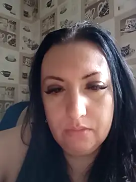 Veronica-Celie online show from November 6, 2025, 10:30 am