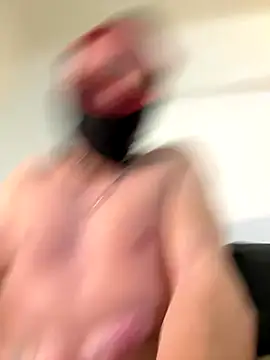 lescro95  online show from December 22, 2025, 8:53 pm