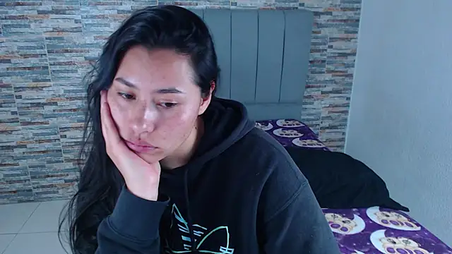  joy yva online show from October 26, 2025, 2:34 am