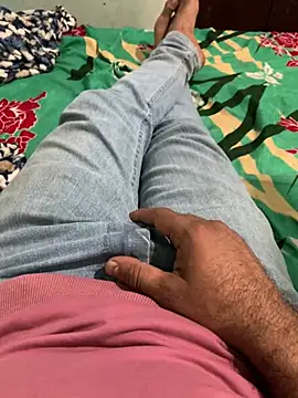 desiduzz21 online show from February 7, 2025, 2:37 pm