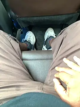 desiduzz21 online show from February 22, 2025, 11:24 am