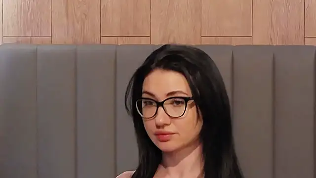Snapshot of AllisonSky chatting on February 21, 2025, 10:28 am AllisonSky online show from February 21, 2025, 10:28 am