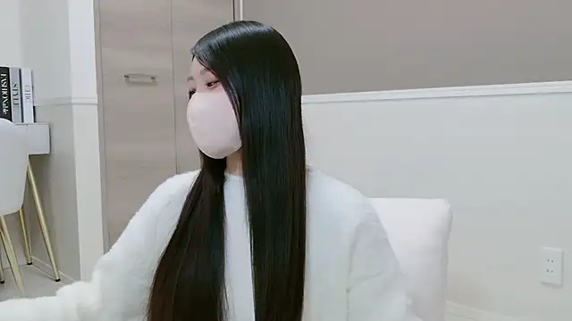 Snapshot of yuki_room chatting on March 5, 2026, 2:35 pm yuki room online show from March 5, 2026, 2:35 pm