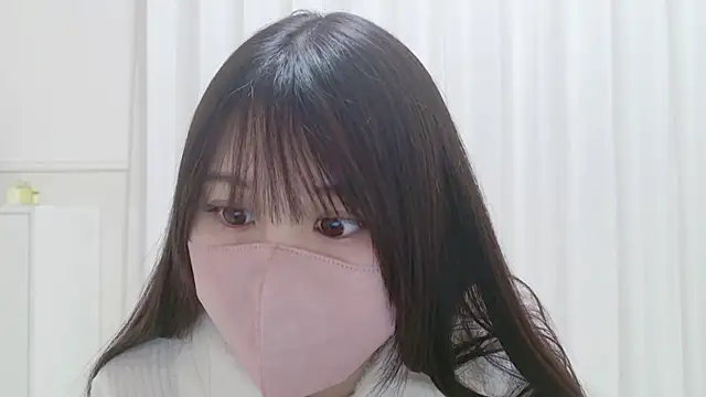 yuki room online show from February 22, 2025, 9:59 pm