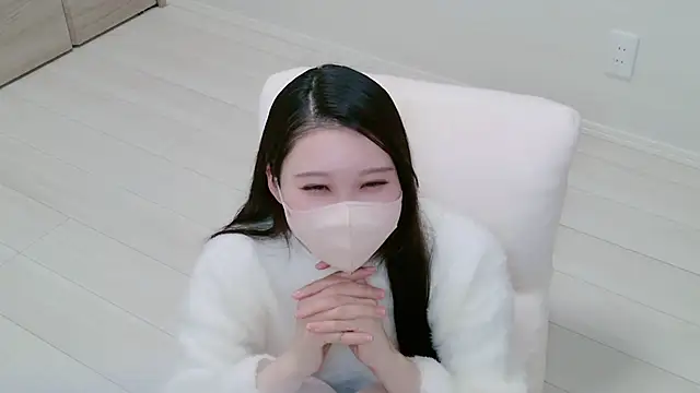 Snapshot of yuki_room chatting on April 1, 2026, 12:06 pm yuki room online show from April 1, 2026, 12:06 pm