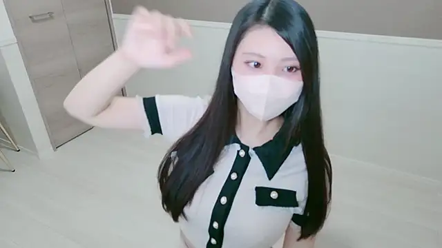 yuki room online show from May 26, 2026, 1:20 pm