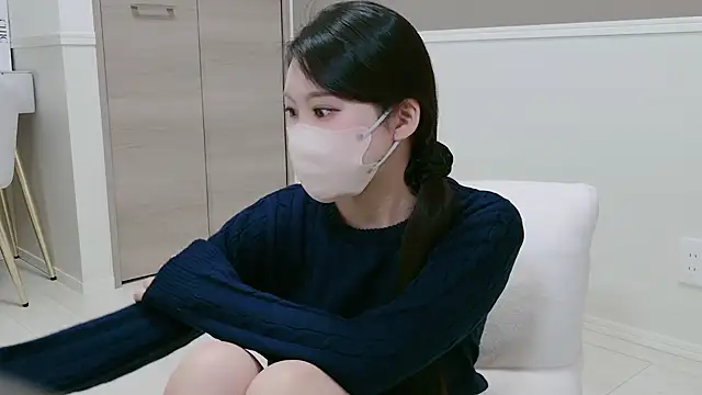 Snapshot of yuki_room chatting on April 2, 2026, 1:18 pm yuki room online show from April 2, 2026, 1:18 pm