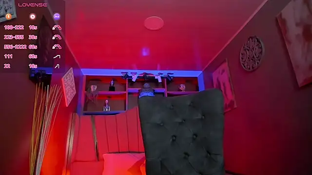 Lucy Williiams online show from September 19, 2025, 12:20 pm