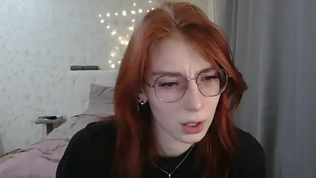 Snapshot of KateBunny chatting on April 16, 2026, 4:08 pm KateBunny online show from April 16, 2026, 4:08 pm