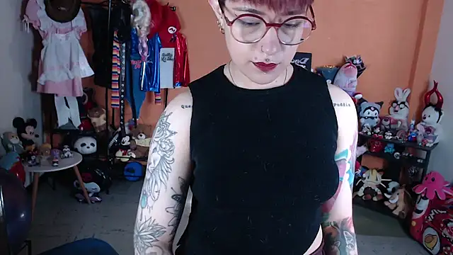 Snapshot of MissMiia2 chatting on July 29, 2026, 1:54 pm MissMiia2 online show from July 29, 2026, 1:54 pm