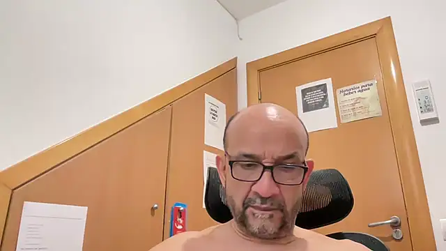 MARI-LUIZ online show from July 10, 2026, 5:02 pm