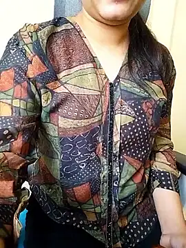 Snapshot of Indianhyna chatting on September 26, 2025, 7:15 am Indianhyna online show from September 26, 2025, 7:15 am