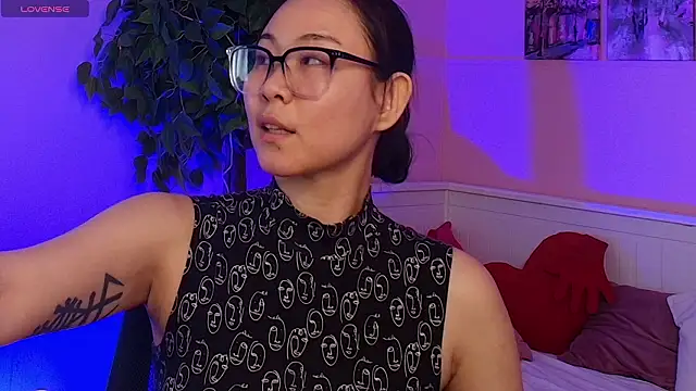 Inari Okami  online show from March 20, 2026, 3:24 pm