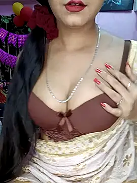 Diamond queeen online show from September 20, 2025, 9:31 pm