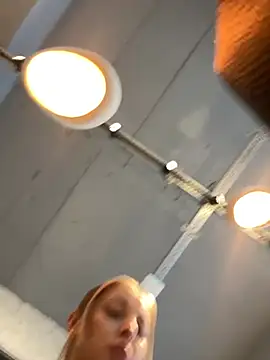 Diamond Bunny  online show from March 13, 2026, 3:06 pm