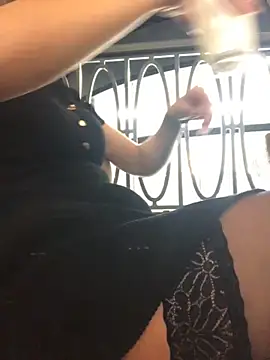 Diamond Bunny  online show from November 8, 2025, 5:49 pm