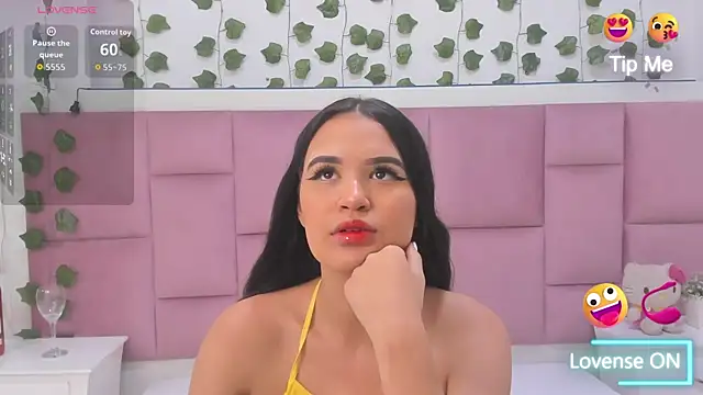 Snapshot of kaily_sweet1 chatting on February 8, 2026, 11:08 am kaily sweet1 online show from February 8, 2026, 11:08 am