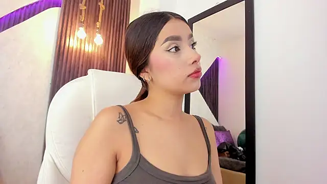 Snapshot of laurin_clauz_ chatting on September 22, 2025, 2:01 pm laurin clauz online show from September 22, 2025, 2:01 pm