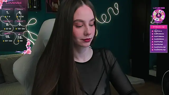 katie taylorr online show from May 16, 2026, 2:32 am