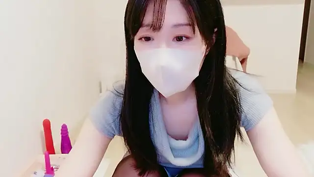 Snapshot of IORio2 chatting on April 3, 2026, 7:20 pm IORio2 online show from April 3, 2026, 7:20 pm