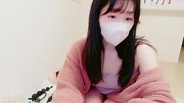 Snapshot of IORio2 chatting on April 9, 2026, 2:45 pm IORio2 online show from April 9, 2026, 2:45 pm