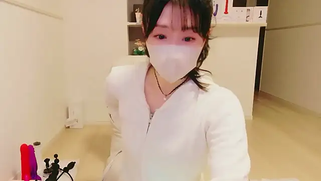 Snapshot of IORio2 chatting on April 11, 2026, 8:01 pm IORio2 online show from April 11, 2026, 8:01 pm