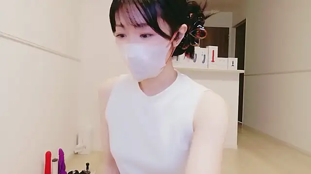 Snapshot of IORio2 chatting on April 10, 2026, 8:38 pm IORio2 online show from April 10, 2026, 8:38 pm