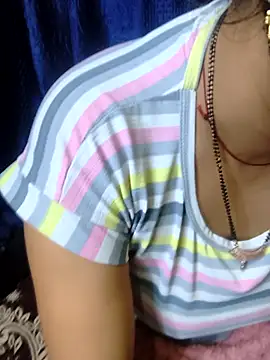 kaveerpooja947 online show from December 17, 2025, 7:24 am