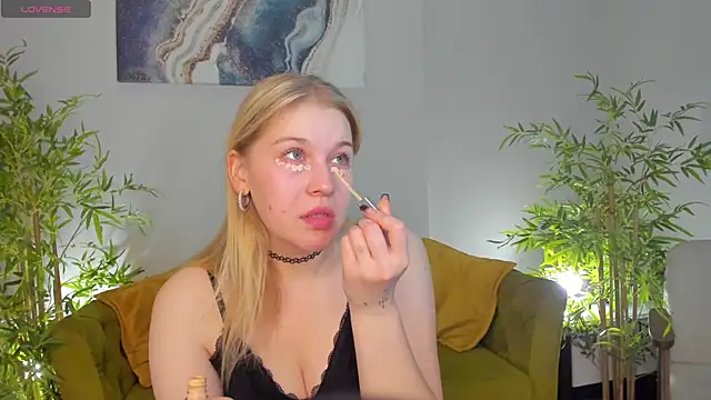 Colleen Blake online show from June 4, 2026, 4:44 pm