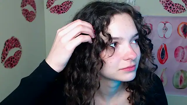  SusieSu  online show from December 14, 2025, 6:52 am