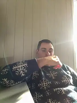 Snapshot of Rowing199456 chatting on February 3, 2026, 7:13 am Rowing199456 online show from February 3, 2026, 7:13 am