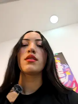 Scarlett  Fox   online show from March 18, 2026, 1:13 pm