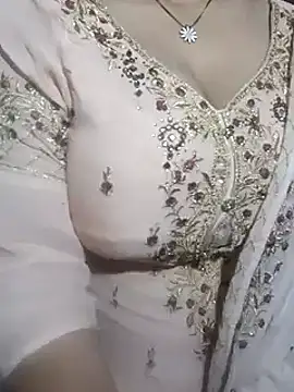 Snapshot of Anamika_Kapoor chatting on March 5, 2025, 10:32 pm Anamika Kapoor online show from March 5, 2025, 10:32 pm