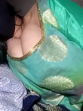 Snapshot of Anamika_Kapoor chatting on February 18, 2025, 12:37 am Anamika Kapoor online show from February 18, 2025, 12:37 am