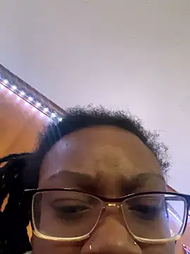 babygirlz online show from May 14, 2026, 4:37 pm