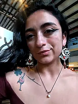 Snapshot of Lila_Desiree chatting on May 31, 2026, 11:27 pm Lila Desiree online show from May 31, 2026, 11:27 pm