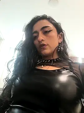 Lila Desiree online show from March 6, 2026, 4:46 pm