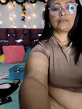 Snapshot of ScarletthJhonson- chatting on February 21, 2026, 12:01 am ScarletthJhonson- online show from February 21, 2026, 12:01 am