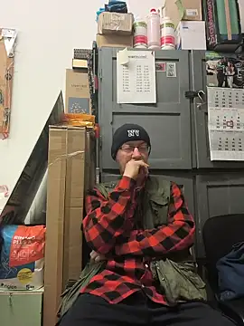 loverboyxxx69 online show from February 20, 2026, 8:27 am