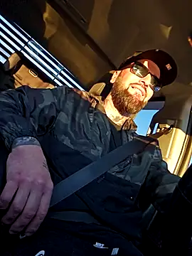 Beardedtattood online show from September 19, 2025, 11:25 am