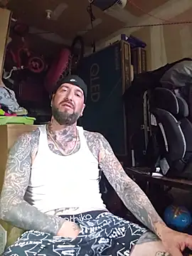 Beardedtattood online show from July 28, 2026, 7:26 pm