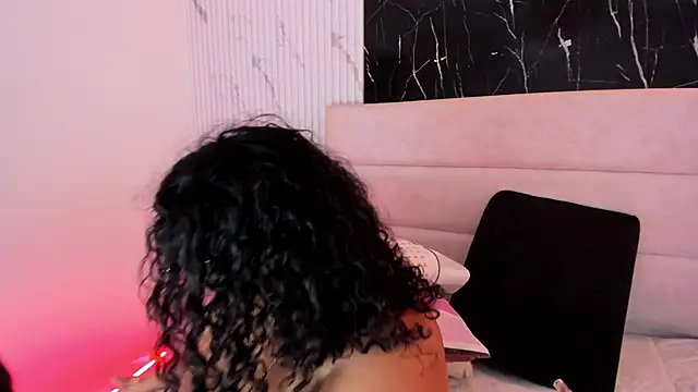 Snapshot of Reginavegaa chatting on March 30, 2026, 11:44 am Reginavegaa online show from March 30, 2026, 11:44 am