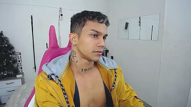 Leonard Price online show from December 19, 2025, 1:46 pm