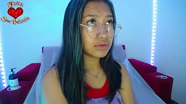Snapshot of ricura_mily chatting on March 3, 2025, 8:08 am ricura mily online show from March 3, 2025, 8:08 am