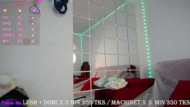 Snapshot of ricura_mily chatting on March 19, 2025, 5:30 am ricura mily online show from March 19, 2025, 5:30 am