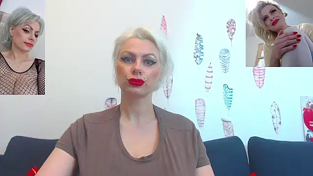 ForeverBarbie  online show from June 11, 2026, 2:11 am